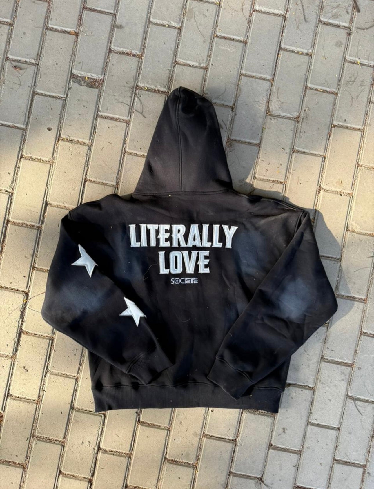 BLACK JACKET