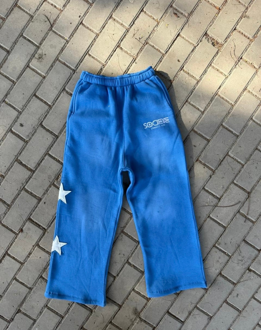 BLUE PANTS