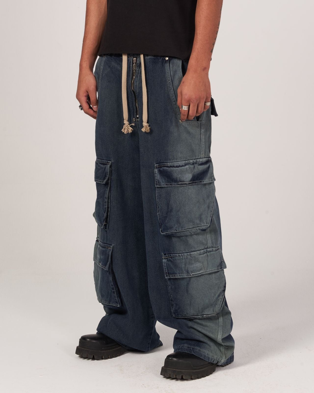 THE REAL BAGGY BLUE DENIM